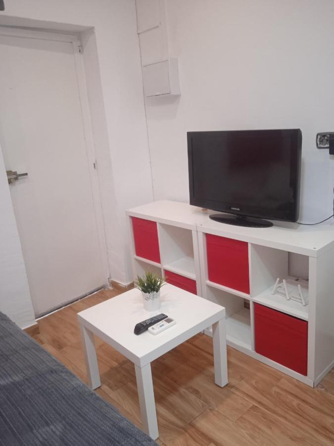 Estudio Cerca Del Carrefour Rosaleda Apartament
